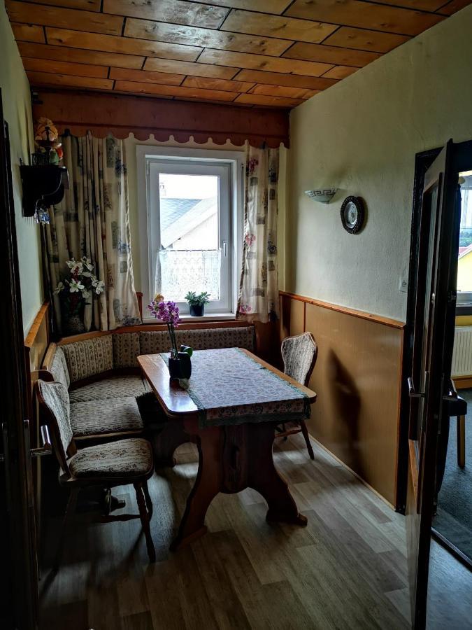 Gehlberger Landhaus Am Schneekopf / Ferienwohnung Suhl Exterior foto