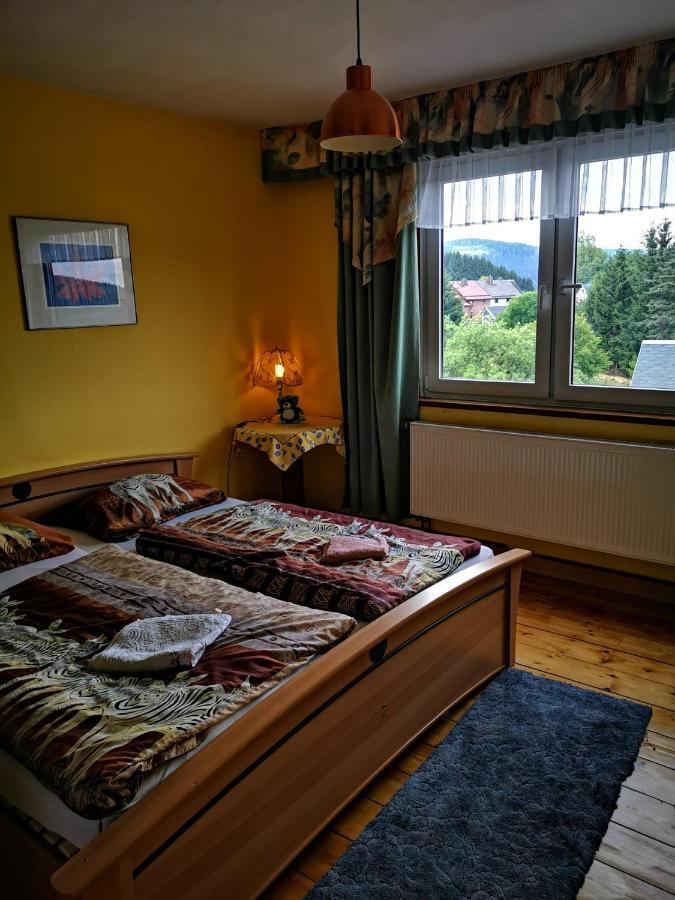 Gehlberger Landhaus Am Schneekopf / Ferienwohnung Suhl Exterior foto